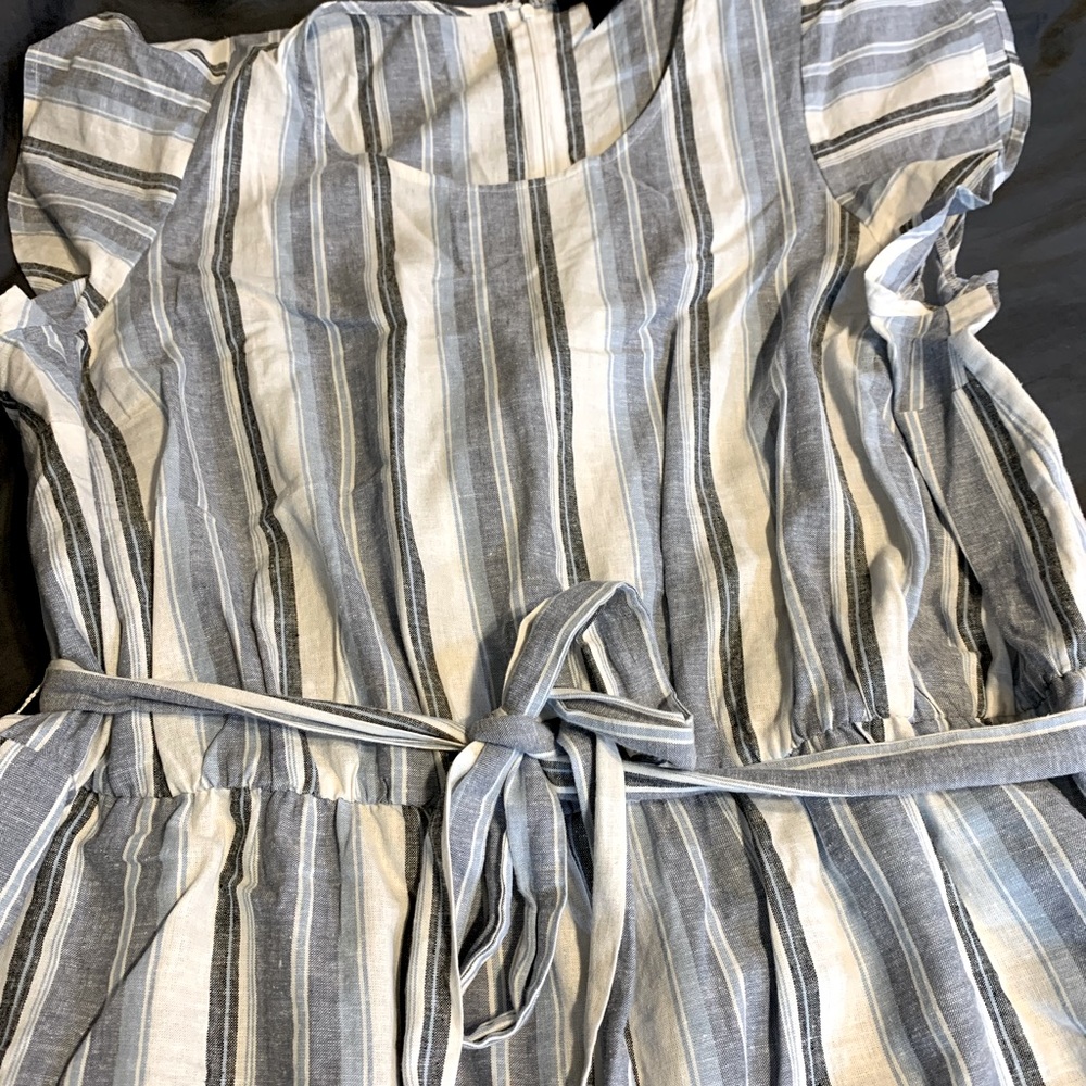Lane Bryant Linen flutter cap sleeve jumper